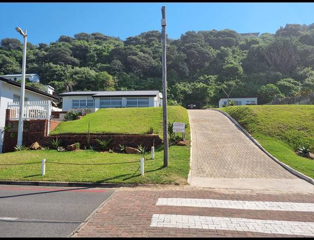 3,500M² VACANT LAND FOR SALE IN UMDLOTI BEACH